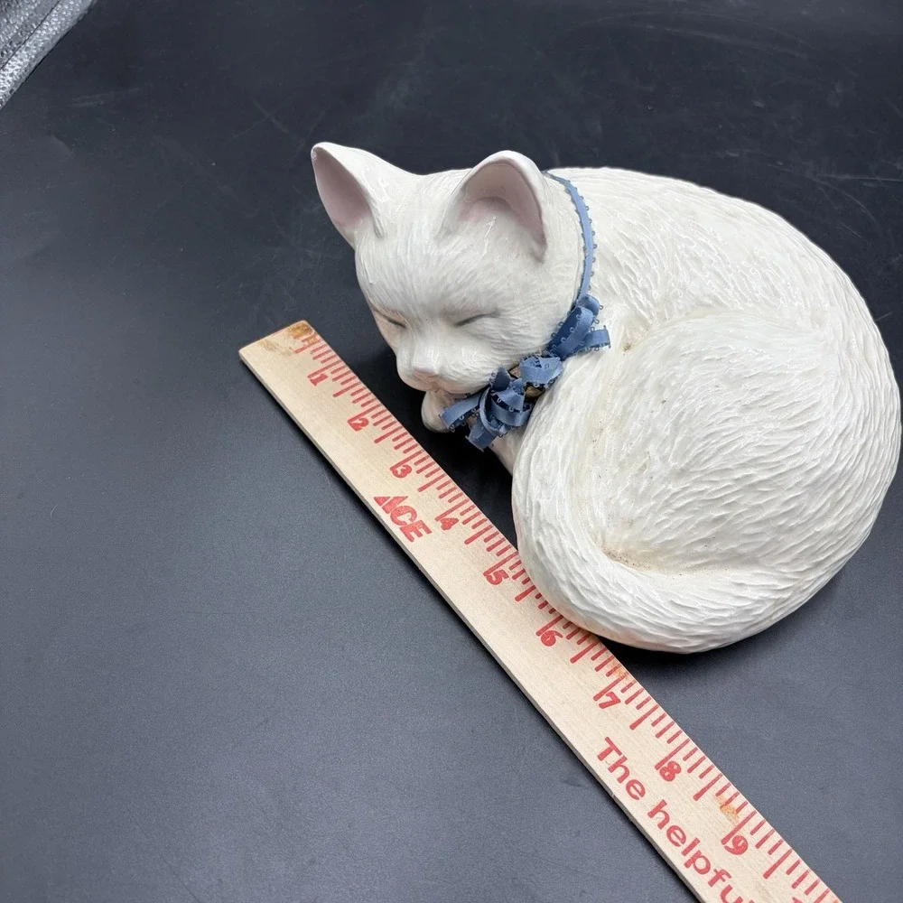 Vintage 1980 Scioto Ceramics White Ceramic Sleeping Cat Kitten Figurine